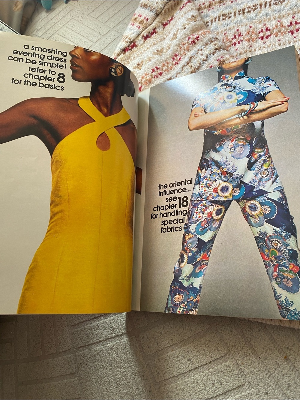 Vintage 70’s Simplicity Sewing Book Cover in Red and Yellow - Picture 5 of 8